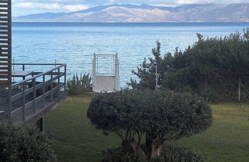 Nea Makri Villa | House on the beach