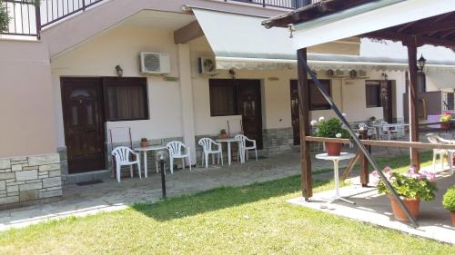 Metamorfosi Apartment | House Petridis