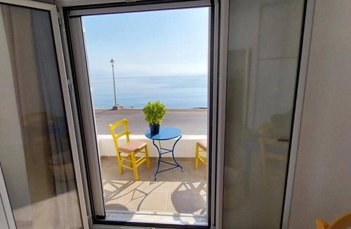 Agia Pelagia Apartment | "I Have A Dream" Apartment with Sea View, Private Terrace, and Air Conditioning