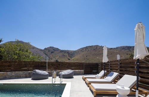 Impros Villa | Imbros Villas - "Free" Heated Pools - Holiways Collection