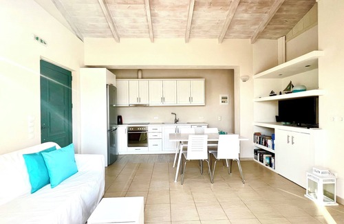 Kariotai Villa | Independent Villa With Private Pool