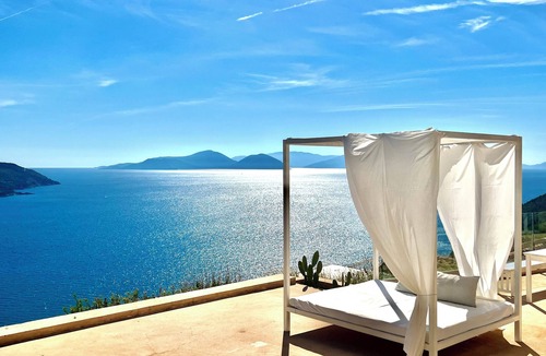 Kariotai Villa | Independent Villa With Private Pool