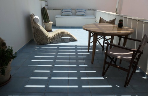 Naxos Town Apartment | innaxos city central studio