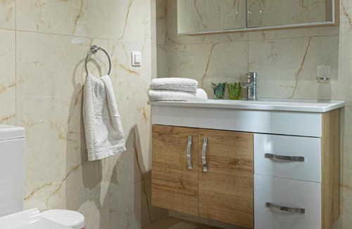 Agios Minas Apartment | Irinis Apartments Karfas, Chios