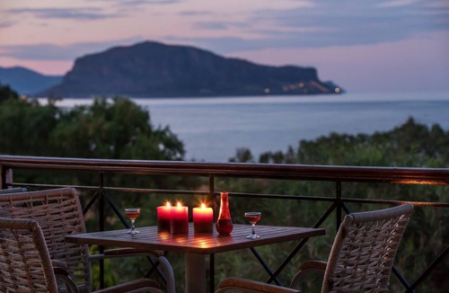 Xifias Hotel | Iris Beach Hotel