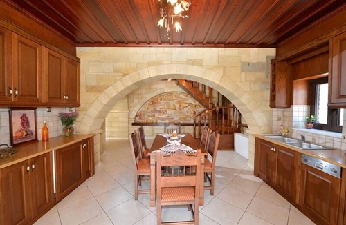 Pyrgos Psilonerou Villa | Joanna Villa, a magnificent historic villa with private pool
