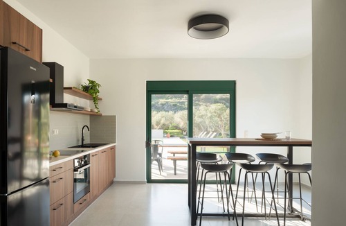 Adele Villa | Kallistefanos Villa, a Nature Inspired Retreat