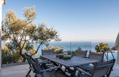 Agios Nikitas Villa | Kampaki Stone Houses