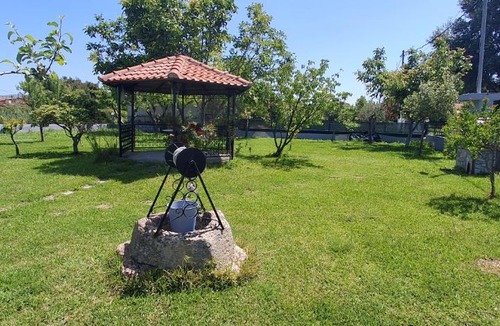 Kallikratia House | Kanela House ,Cozy Cottage with Large Garden & BBQ