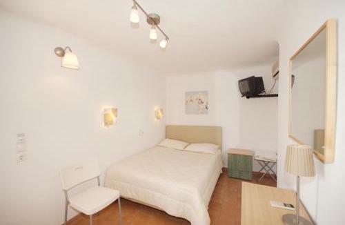 Mykonos Town House | Karboni Hotel