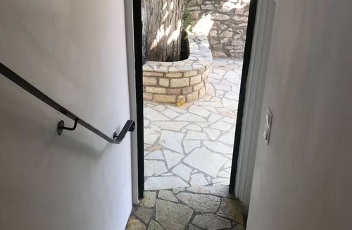 Neratzia Apartment | Kasimiotis studio