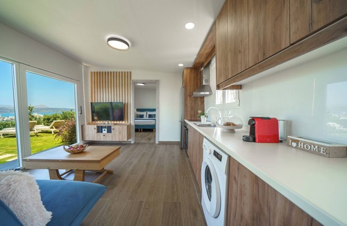 Katochori House | Kedria Lounge and infinity sea view residence