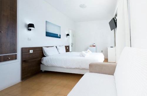 Kissamos Apartment | Kissamia - Self Check In Only - Next to Night Clubs