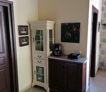 Agii Anargiri House | Ktima Nafsika - First-floor luxury apartment in majestic estate