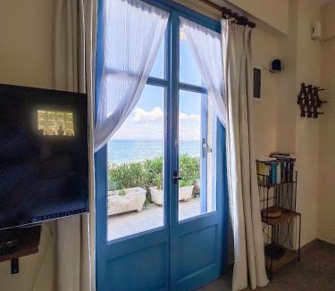 Skala Mistegnon House | Kyparissis Beach House 2