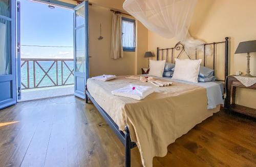 Skala Mistegnon House | Kyparissis Beach House 2