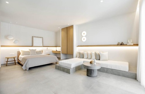 Loutra Apartment | Kythnos Blue - Suite 2 Loutra Beach & Sea View