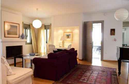 Sipiada Villa | La Belle Helene