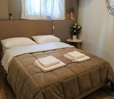 Ioannina Town Centre Apartment | @LAKE STUDIO
