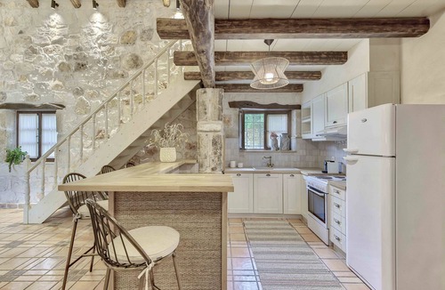 Porto Koukla Villa | Leedas Grand Villa - private pool