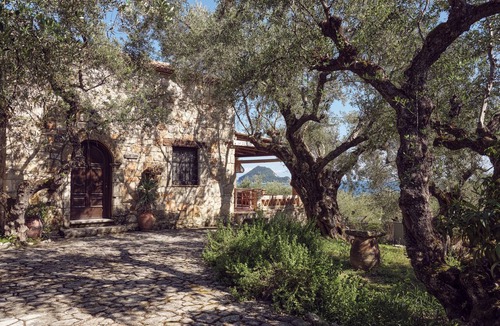 Porto Koukla Villa | Leedas Grand Villa - private pool