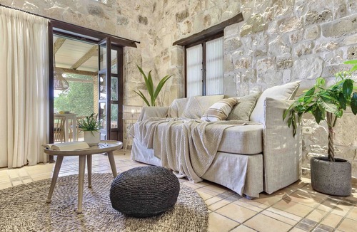 Porto Koukla Villa | Leedas Grand Villa - private pool