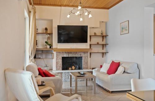 Kariotai Apartment | Lefkes Apartment