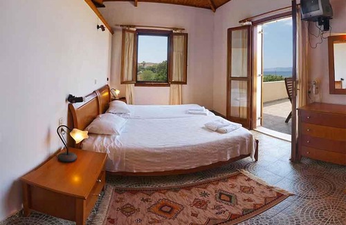 Mithimna Apartment | Lela Kaptani Eftalou Olive Grove