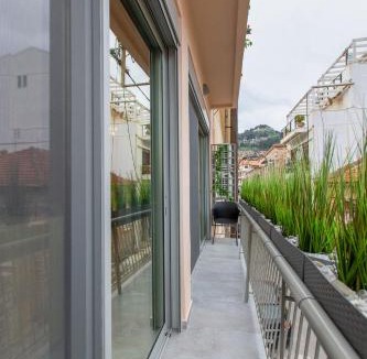 Gefira Mpania Apartment | Lepanto Luxury Apartments FF