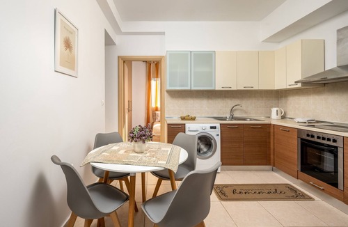 Kalavarda Apartment | Levanta Cozy Two-Bedroom Apartment in Kalavarda