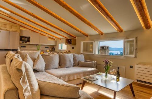 Old Town Apartment | Liston Luxury Penthouse