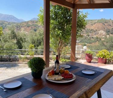 Vlachiana Villa | Lithines Villa - heated pool