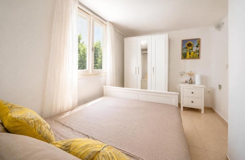 Agia Triada House | Little Villa - walk to the beach