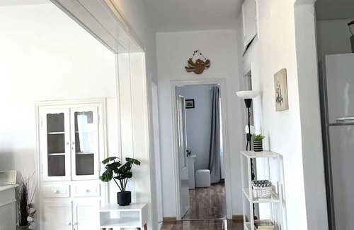 Gaios Apartment | Live the Summer Dream at Gaios Cozy Retreat