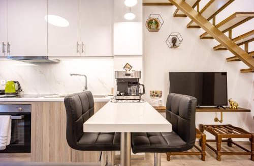 Kinosargous Apartment | Loft 61 Charming renovated apartment with a loft!