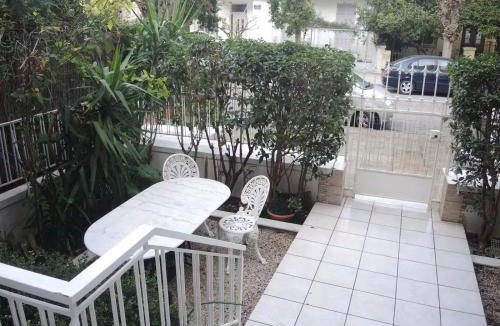 Moschato-Tavros House | Long-Stay Family & Work Oasis -20 min to Center & Sea