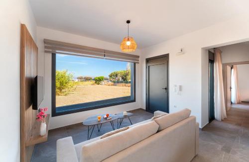 Petaloudes Apartment | Lotus Luxury Apartments