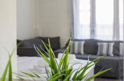 Athens Apartment | Lovely Studio Apartment For 2 Ppl in Athens