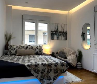 Charilaou Apartment | LUX APARTMENT-Thessaloniki