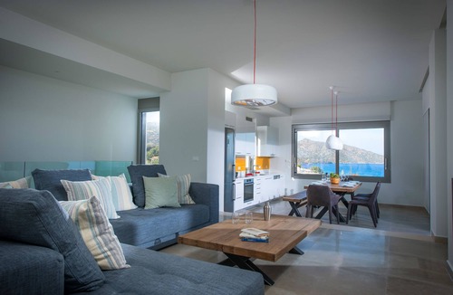 Agios Nikolaos Town Villa | Luxurious Sea View Villa in Agios Nikolaos