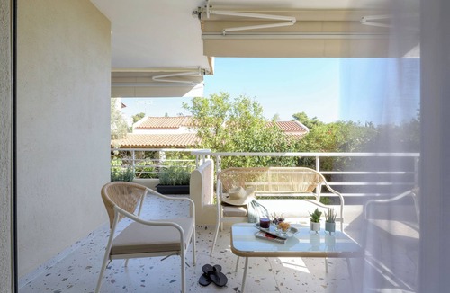 Vouliagmeni Apartment | Luxury 2 bedroom apartment in Vouliagmeni