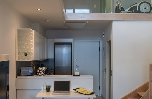 Itea House | Luxury on the water - Seaside Maisonette in Itea