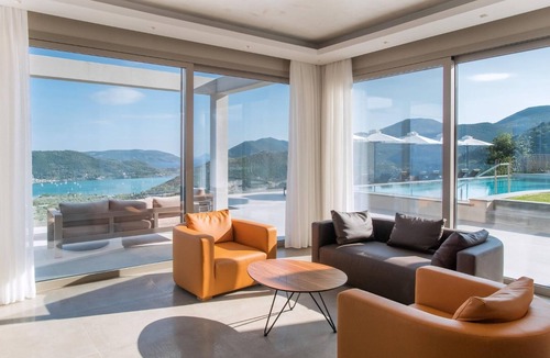 Nidri Villa | Luxury Villa with Mesmerising Sea-and-Island Views and Large Private Pool