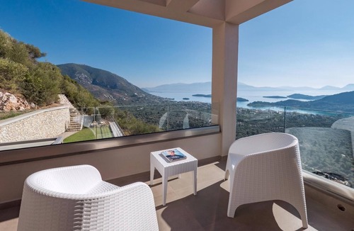 Nidri Villa | Luxury Villa with Mesmerising Sea-and-Island Views and Large Private Pool