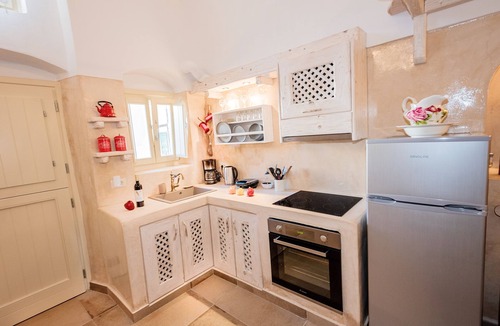 Emporio Villa | Luxury Villas Hariton – Private 1BR Villa with Rooftop Pool in Santorini
