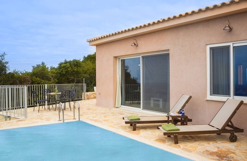 Manganos Villa | Magganos Sunset Villas