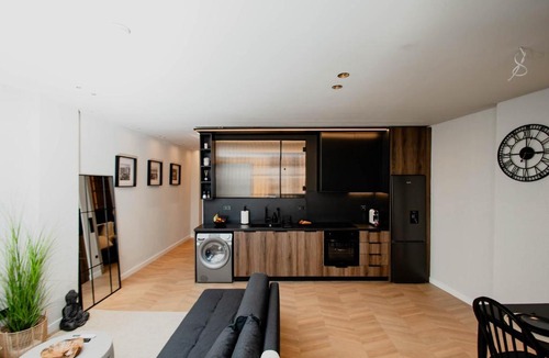 Ladadika Apartment | Maison Sidra