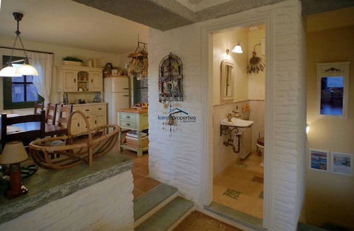 Kea Villa | Majestic Villa with a swimming pool, tennis court and mini football pitch