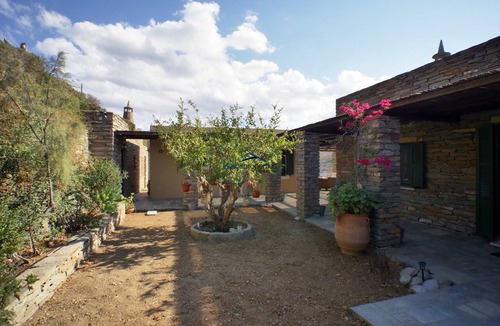 Kea Villa | Majestic Villa with a swimming pool, tennis court and mini football pitch