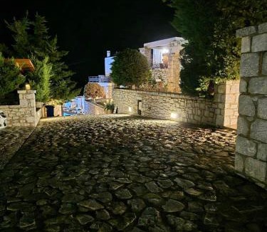 Mavrovouni Apartment | Malvazios Villas family apartment with view